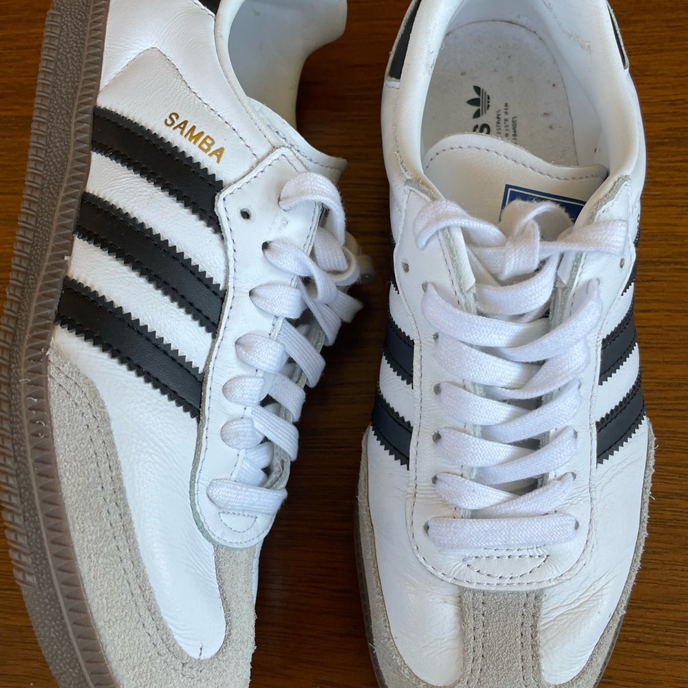 Samba OG Adidas women’s 6/12 - excellent condition